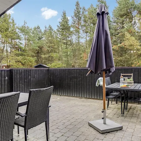 Prázdninový dům Jul - 900m From The Sea By Interhome *